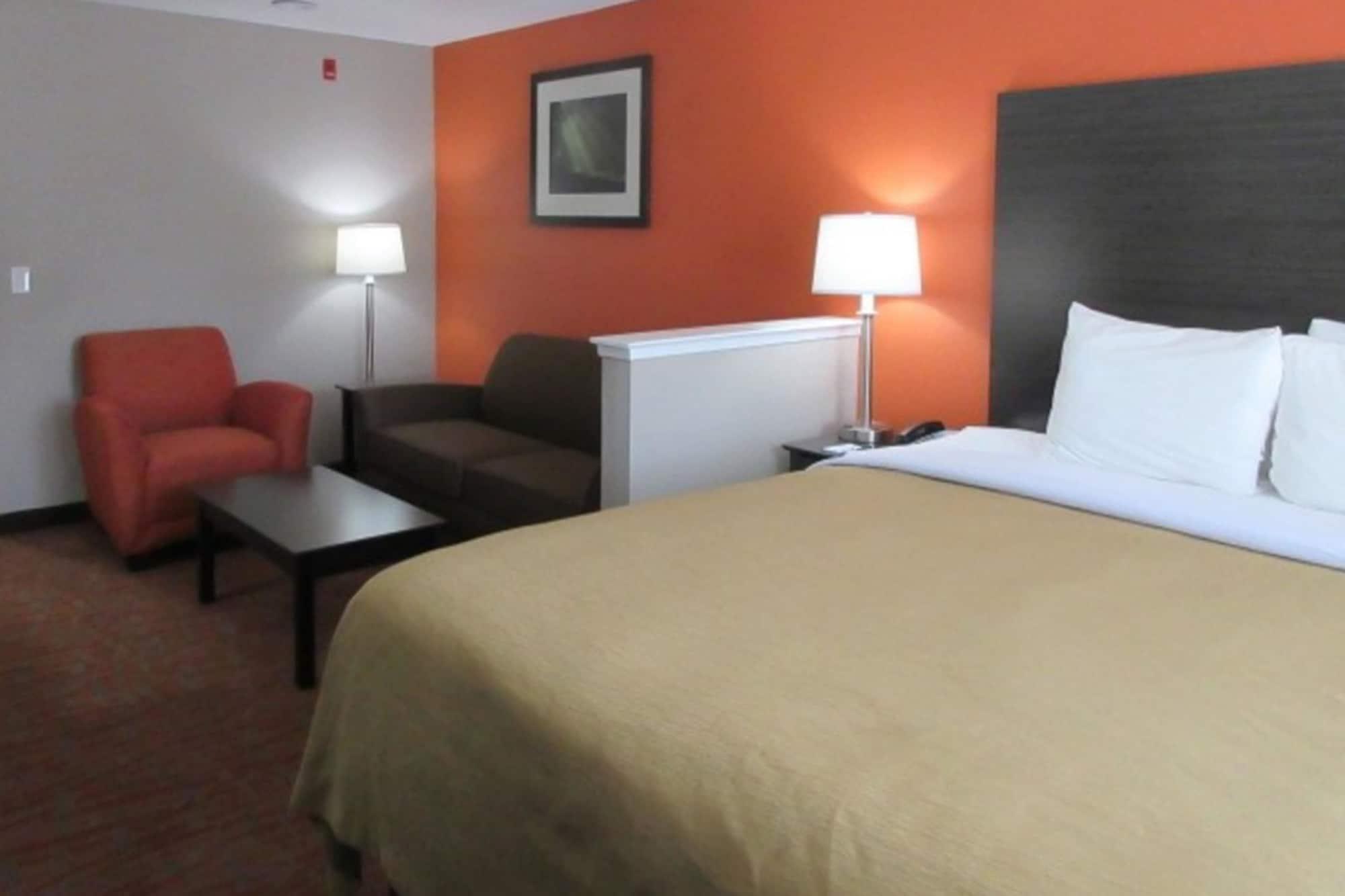 Quality Inn & Suites Fresno Northwest Extérieur photo