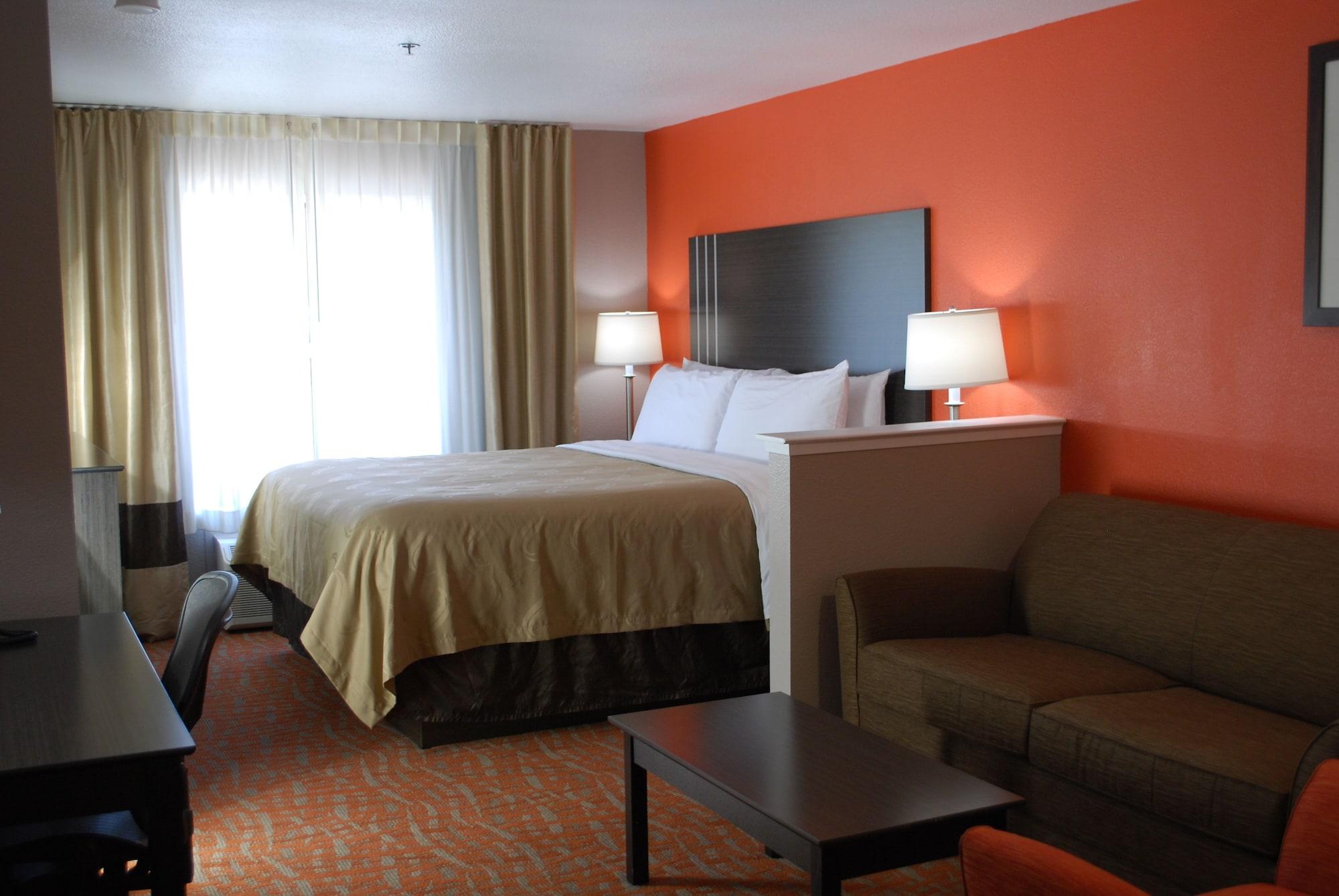 Quality Inn & Suites Fresno Northwest Extérieur photo
