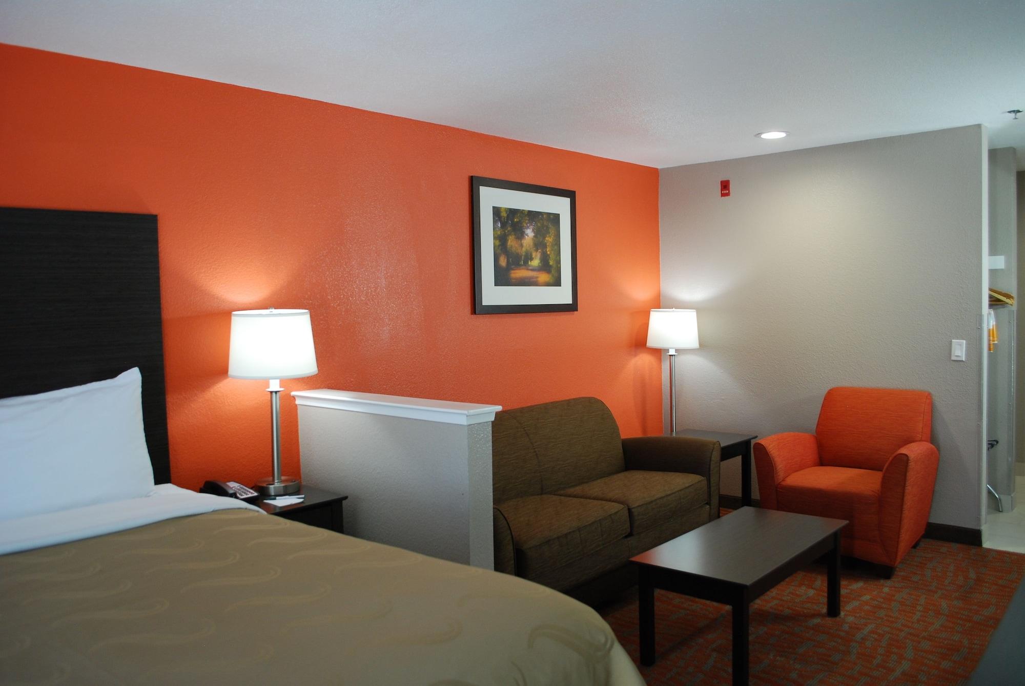 Quality Inn & Suites Fresno Northwest Extérieur photo
