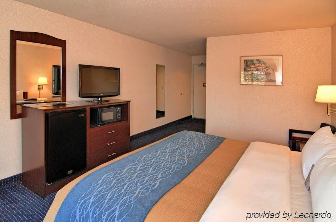 Quality Inn & Suites Fresno Northwest Extérieur photo