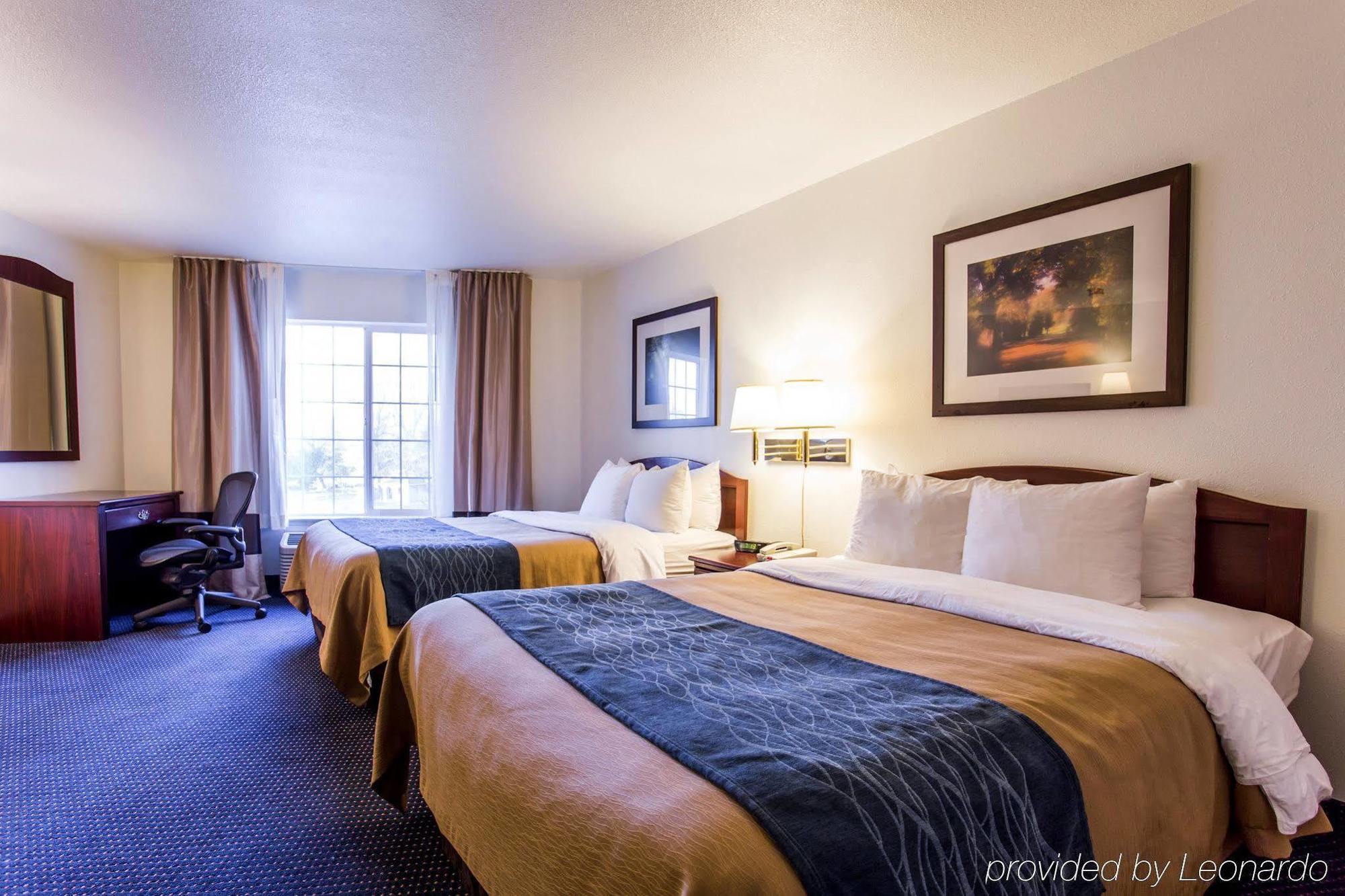 Quality Inn & Suites Fresno Northwest Extérieur photo