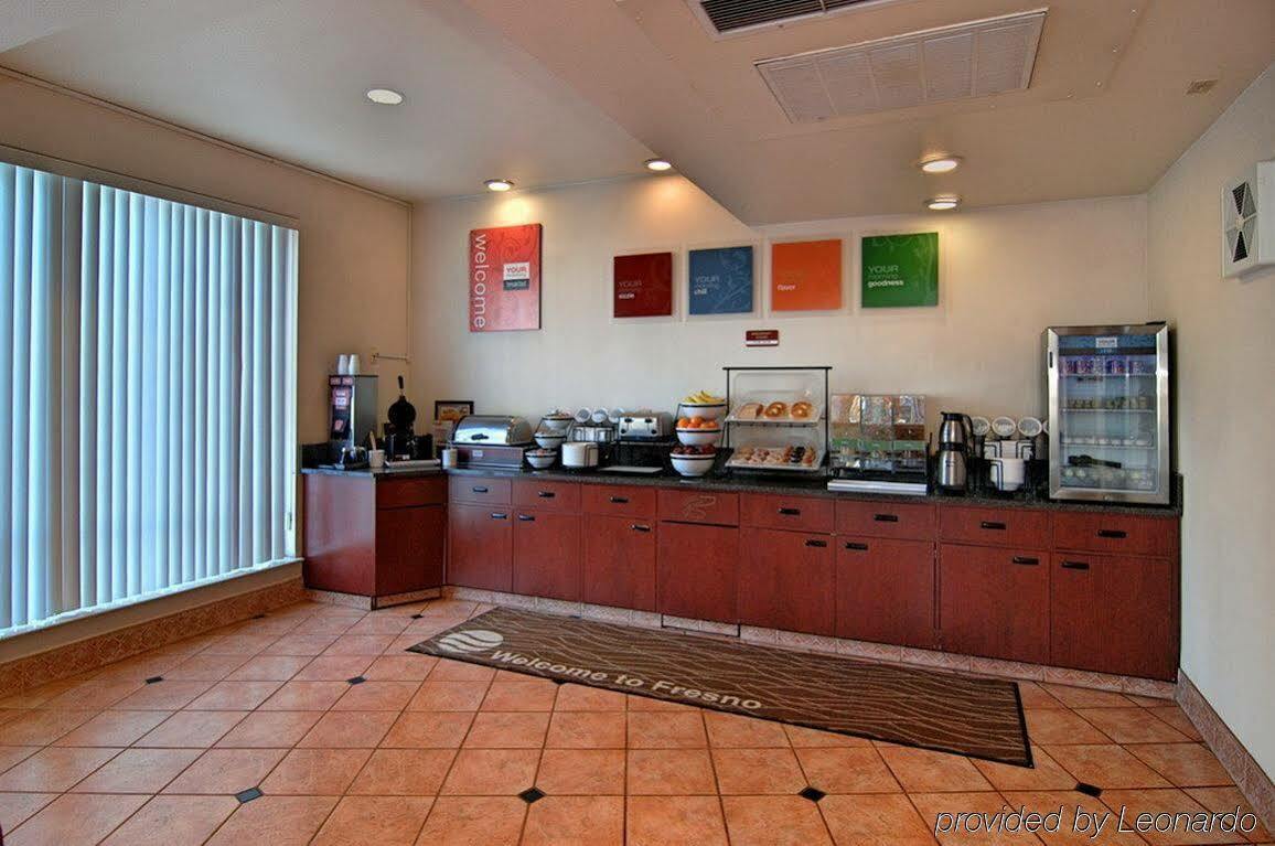 Quality Inn & Suites Fresno Northwest Extérieur photo