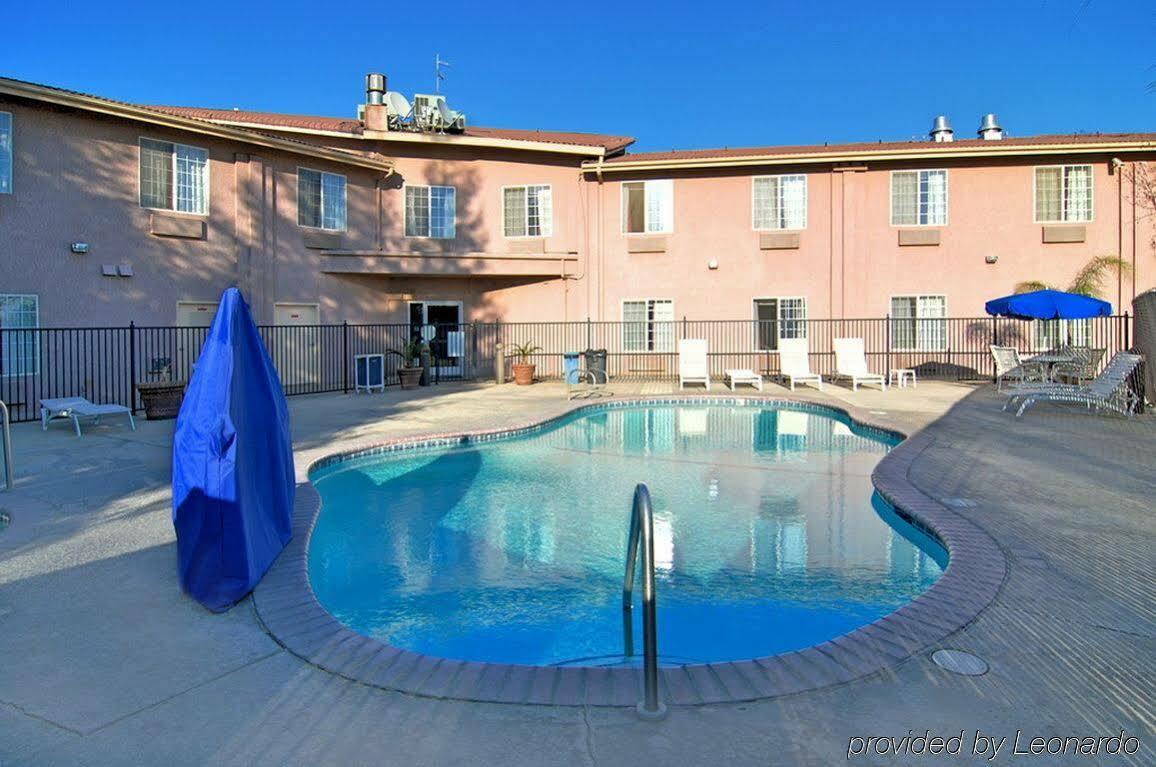 Quality Inn & Suites Fresno Northwest Extérieur photo
